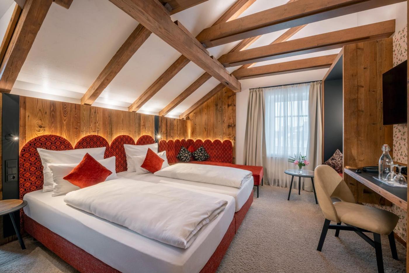 Hotel Schaefflerwirt Aschheim Εξωτερικό φωτογραφία